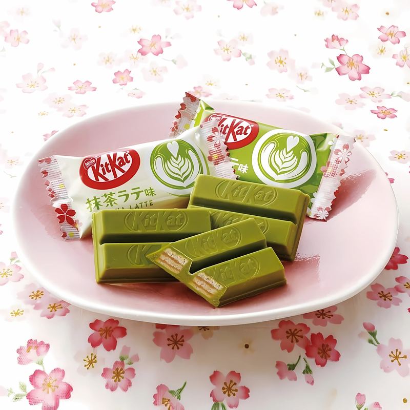 Japanese matcha latte KitKat