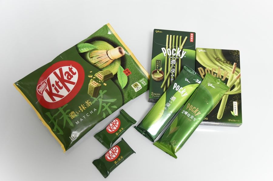 Matcha KitKat and Pocky chocolate